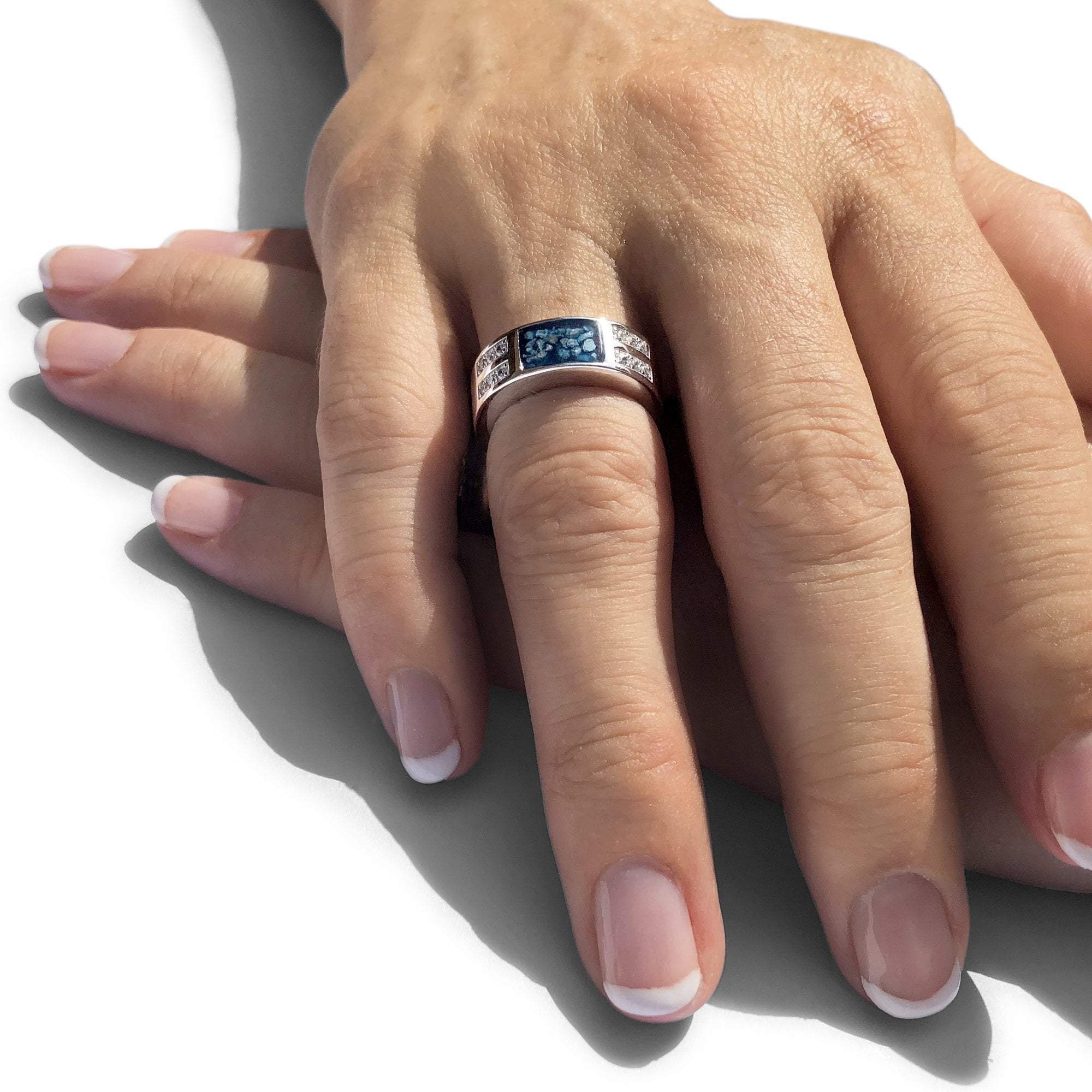 EverWith Gents Oblong Memorial Ashes Ring with Fine Crystals - EverWith Memorial Jewellery - Trade