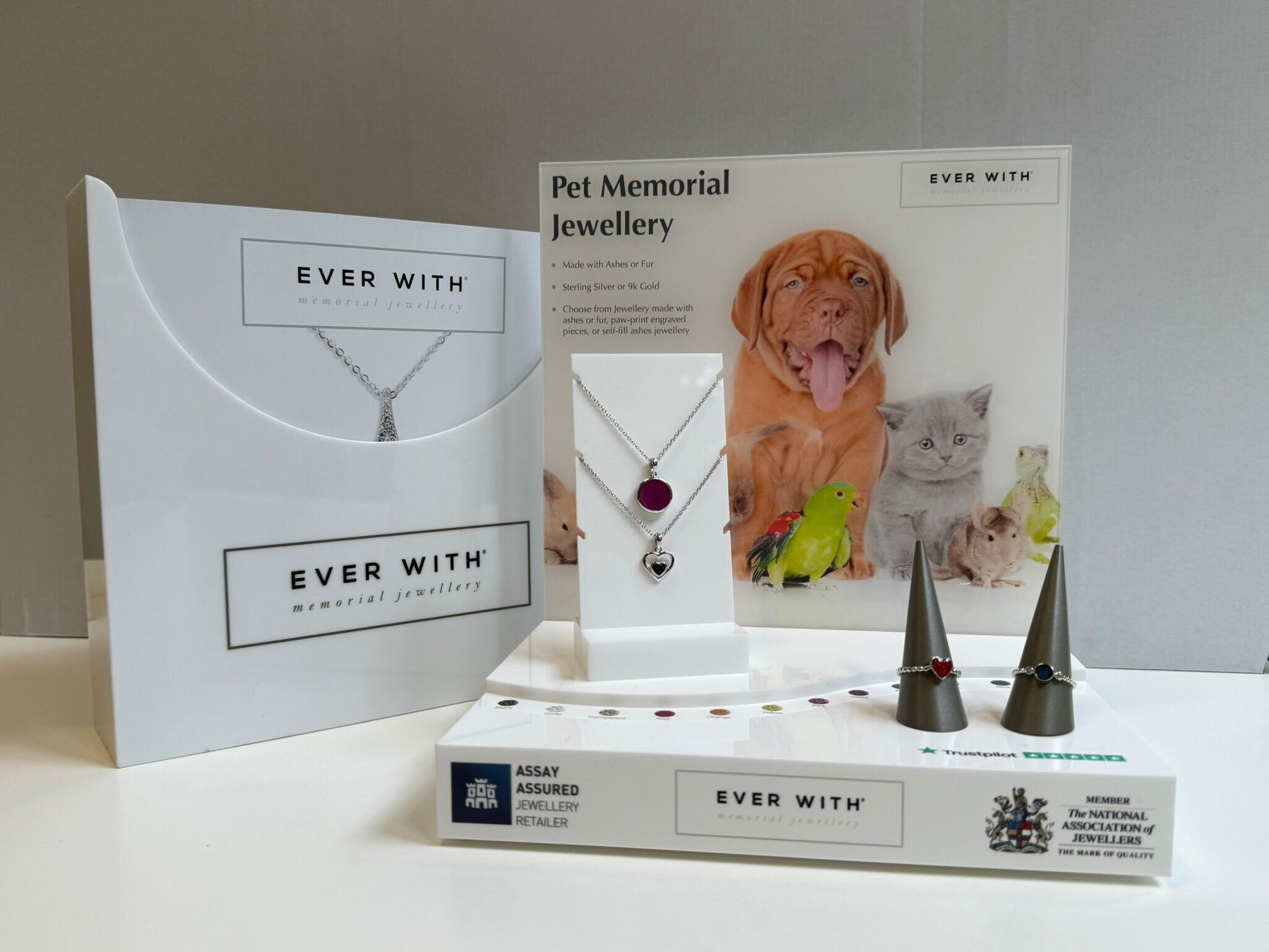 Pet Specific Small Display Stand